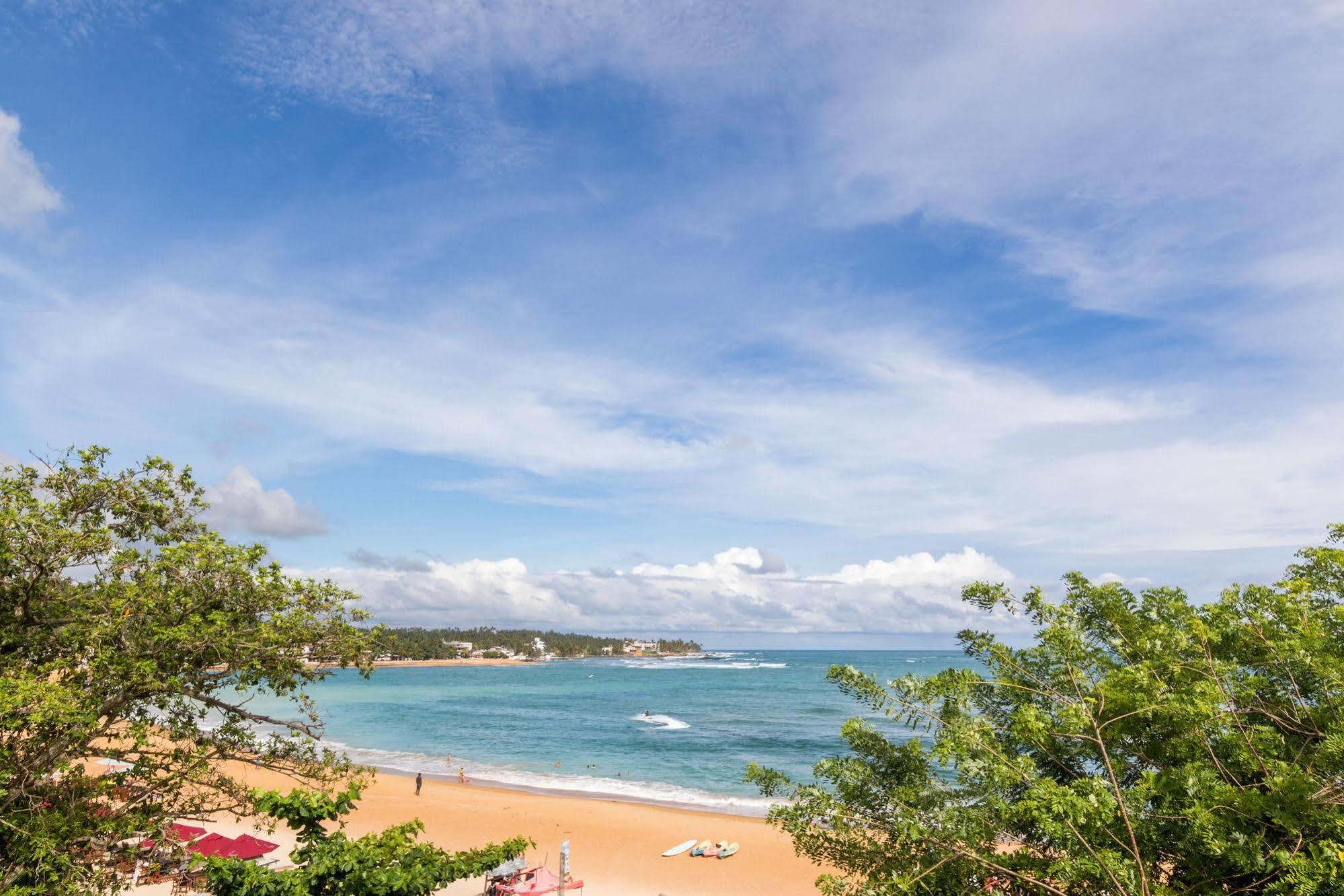 The Waves Unawatuna Exterior photo